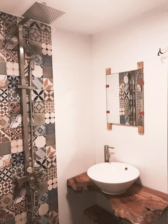 Rustic House Apartment Hanoi Bagian luar foto