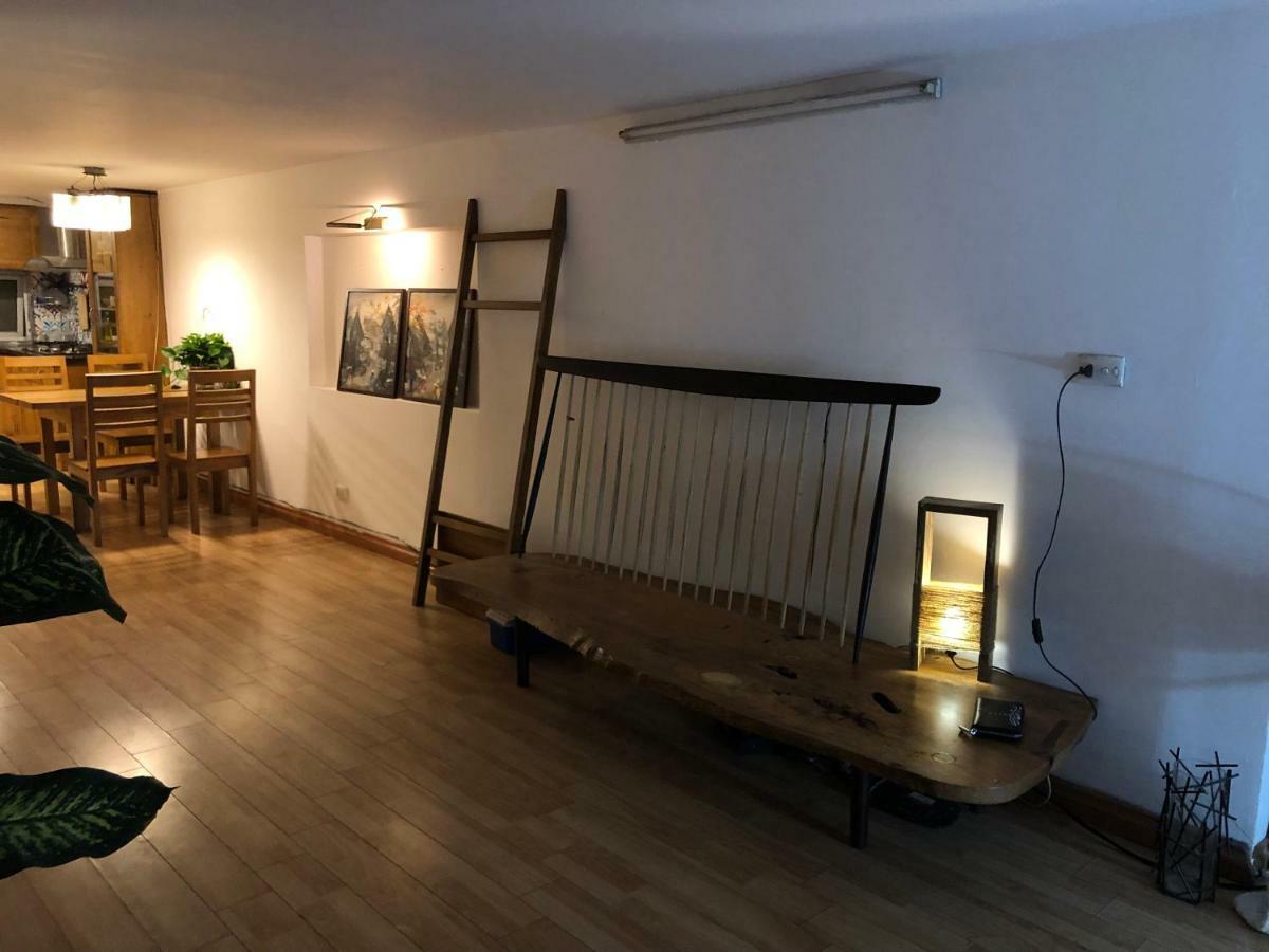 Rustic House Apartment Hanoi Bagian luar foto