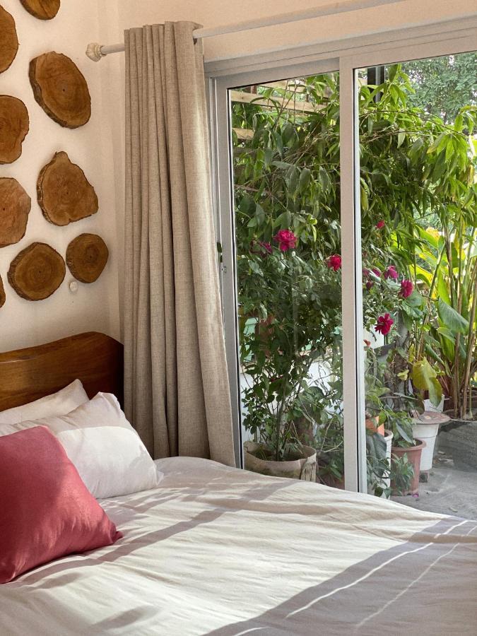 Rustic House Apartment Hanoi Bagian luar foto