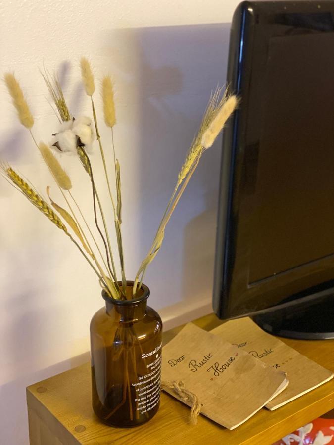 Rustic House Apartment Hanoi Bagian luar foto